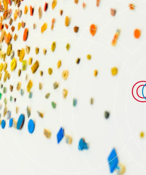 Bunte Kletterwand mit Farbverlauf von Rot bis Blau, daneben das Logo und der Schriftzug „Career Center“.